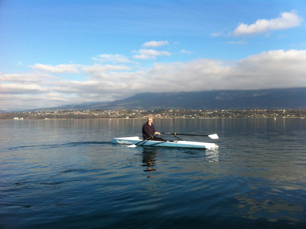 Roeien, stabiele roeiboot op het Lac du Bourget